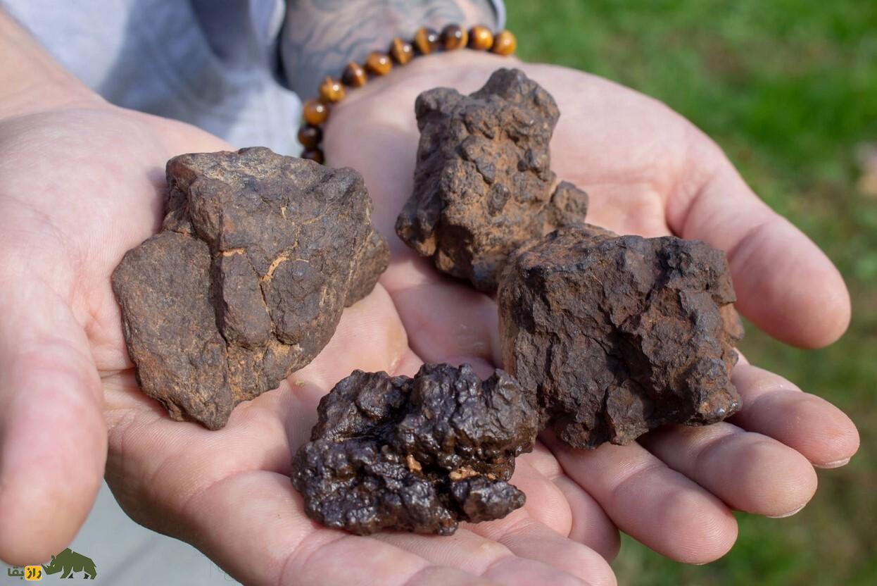 قیمت شهاب سنگی که به خانه نقی در سریال پایتخت خورد چقدر است؟ و کجای ایران بیشترین شهاب سنگ را دارد؟ قیمت شهاب سنگی که به خانه نقی در سریال پایتخت خورد چقدر است؟ و کجای ایران بیشترین شهاب سنگ را دارد؟