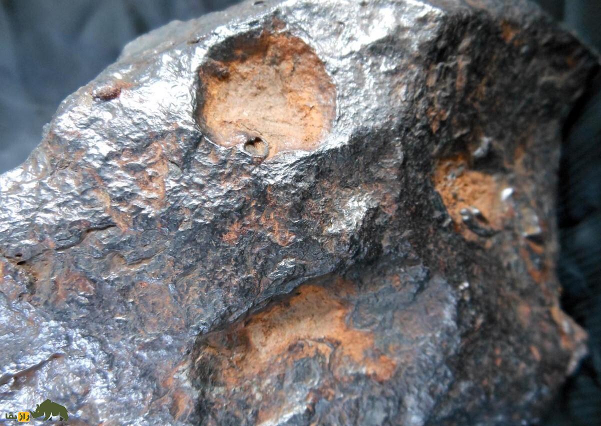 قیمت شهاب سنگی که به خانه نقی در سریال پایتخت خورد چقدر است؟ و کجای ایران بیشترین شهاب سنگ را دارد؟ قیمت شهاب سنگی که به خانه نقی در سریال پایتخت خورد چقدر است؟ و کجای ایران بیشترین شهاب سنگ را دارد؟