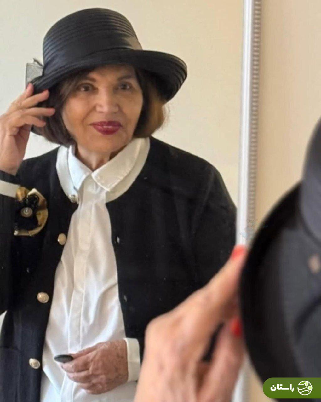 عکس | استایل شیک سیمین غانم در آستانه ۸۱ سالگی عکس | استایل شیک سیمین غانم در آستانه ۸۱ سالگی
