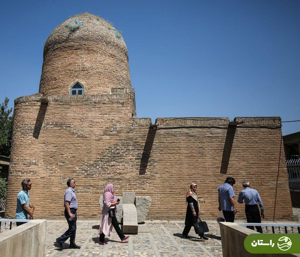 داخل آرامگاه استر و مردخای دومین مکان مقدس یهودیان در همدان چیست؟ + ویدئو داخل آرامگاه استر و مردخای دومین مکان مقدس یهودیان در همدان چیست؟ + ویدئو