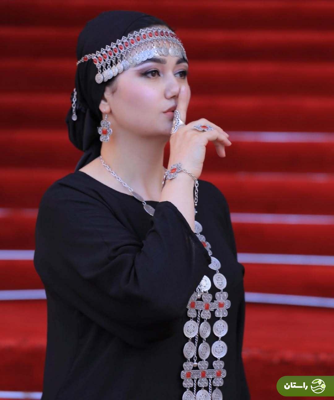 بیوگرافی تهمینه رجبوا؛ بازیگر تاجیکی نقش «چمن» خواهر داماد نقی معمولی در سریال پایتخت ۷ + تصاویر شخصی بیوگرافی تهمینه رجبوا؛ بازیگر تاجیکی نقش «چمن» خواهر داماد نقی معمولی در سریال پایتخت ۷ + تصاویر شخصی
