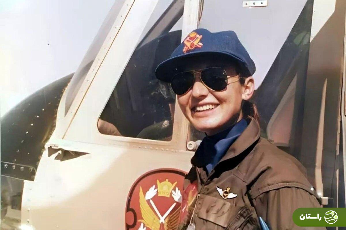 عکس | تونل زمان؛ وقتی گوگوش خلبان شد؛ حدود ۵۰ سال پیش عکس | تونل زمان؛ وقتی گوگوش خلبان شد؛ حدود ۵۰ سال پیش