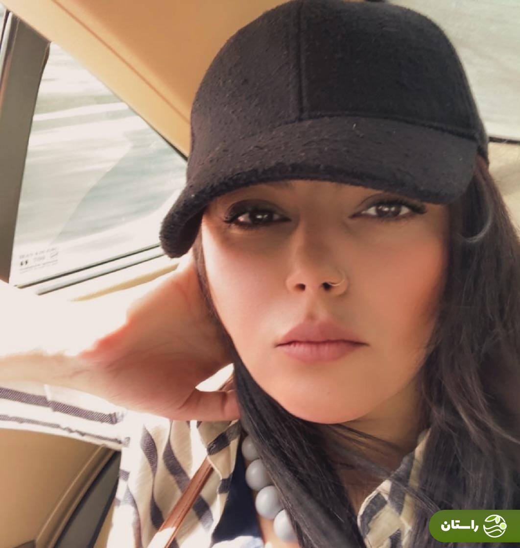 عکس | سلفی ماشینی جدید المیرا دهقانی و چکامه چمن ماه عکس | سلفی ماشینی جدید المیرا دهقانی و چکامه چمن ماه
