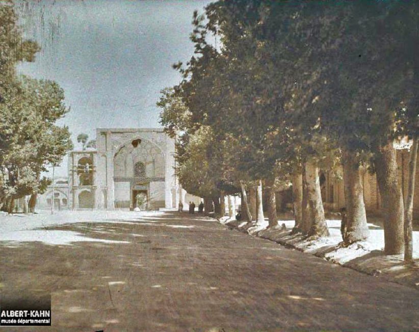 تصاویری کمتر دیده شده از قزوین در ۹۰ سال پیش تصاویری کمتر دیده شده از قزوین در ۹۰ سال پیش