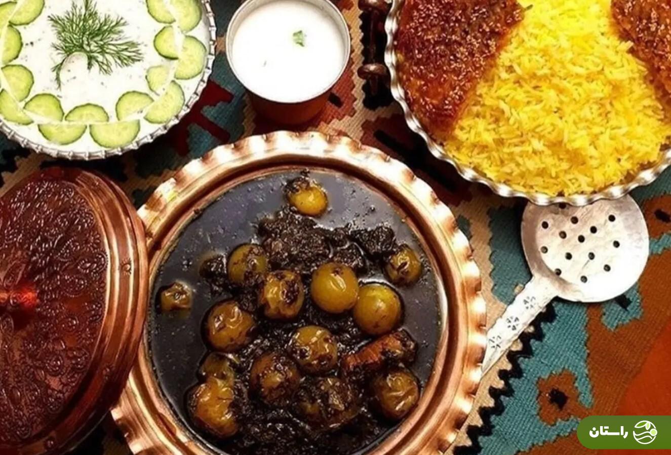 بهترین گوجهسبز ایران مال کدام شهر است؟ طرز تهیه خورش جادویی گوجه سبز را یاد بگیرید! خورش جادویی گوجه سبز