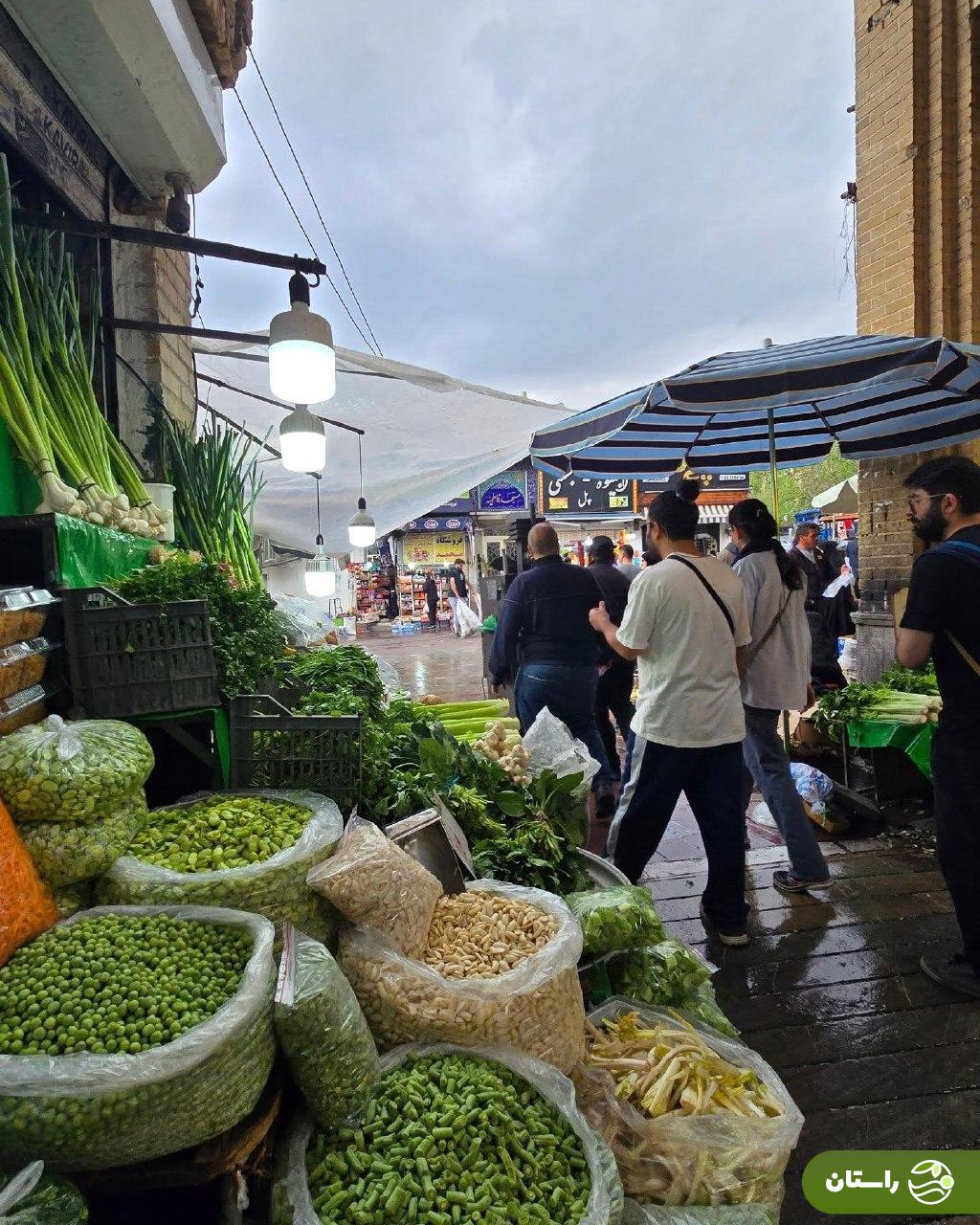 عکس جدید مینا مختاری با پسرش در غیاب بهرام رادان عکس جدید مینا مختاری با پسرش در غیاب بهرام رادان