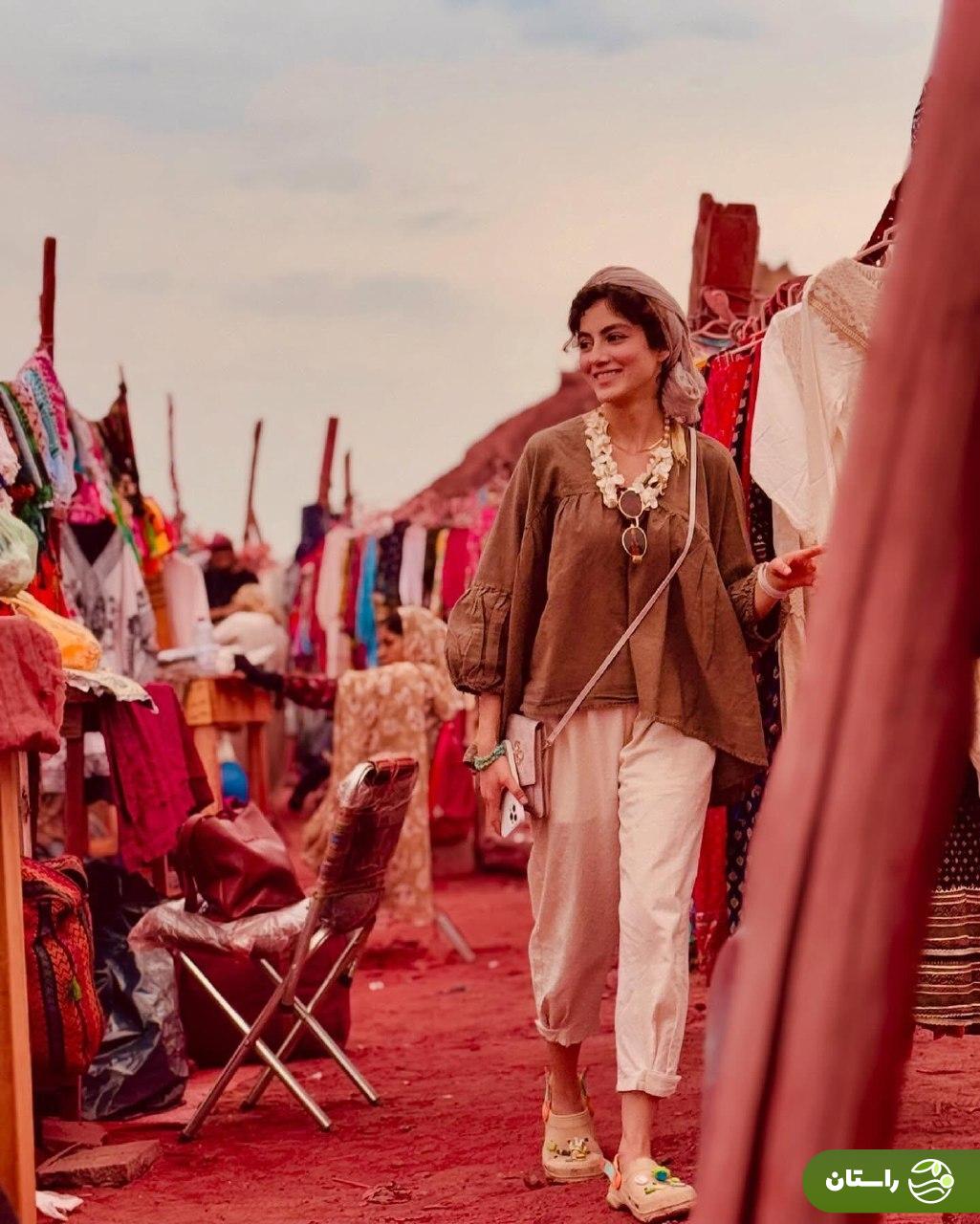 پردیس پورعابدینی با این عکس در ساحل سرخ سال جدید را تبریک گفت