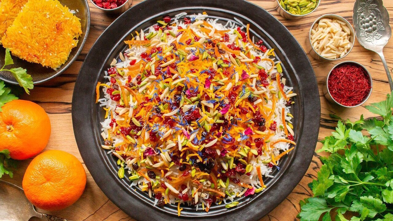 طرز تهیه مرصع پلو مجلسی و خوشمزه مناسب برای دورهمیهای عید طرز تهیه مرصع پلو مجلسی و خوشمزه مناسب برای دورهمیهای عید