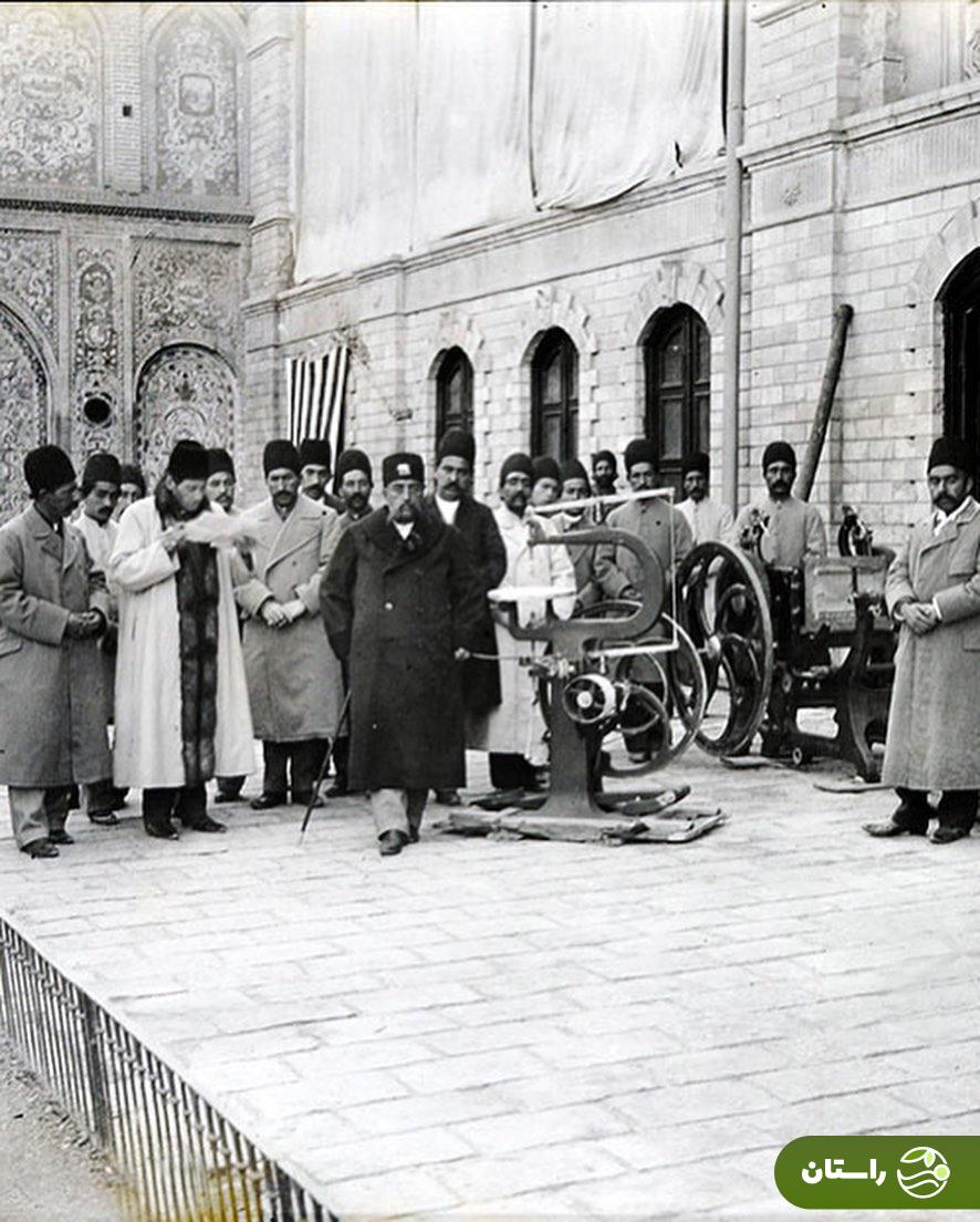 عکس | تونل زمان؛ ژستهای دیدنی مظفرالدین شاه مقابل دوربین عکس | تونل زمان؛ ژستهای دیدنی مظفرالدین شاه مقابل دوربین