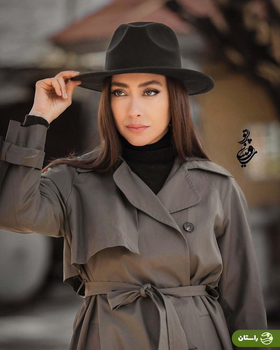 تصاویر |‌ ژست‌ها و استایل جالب بهاره کیان افشار بازیگر سریال آبان