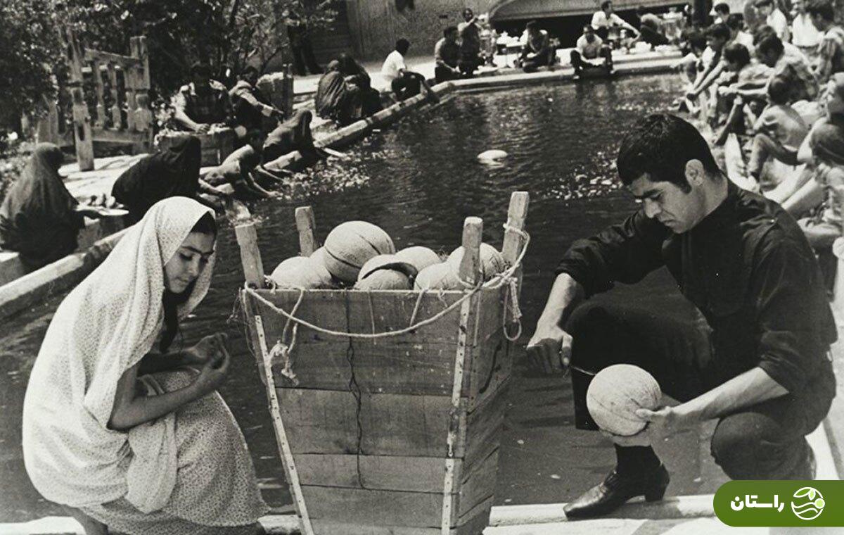 عکس | تونل زمان؛ پشت صحنه فیلم سینمایی طوقی با بازی ناصر ملکمطیعی و بهروز وثوقی؛ سال ۱۳۴۹ در کاشان عکس | تونل زمان؛ پشت صحنه فیلم سینمایی طوقی با بازی ناصر ملکمطیعی و بهروز وثوقی؛ سال ۱۳۴۹ در کاشان