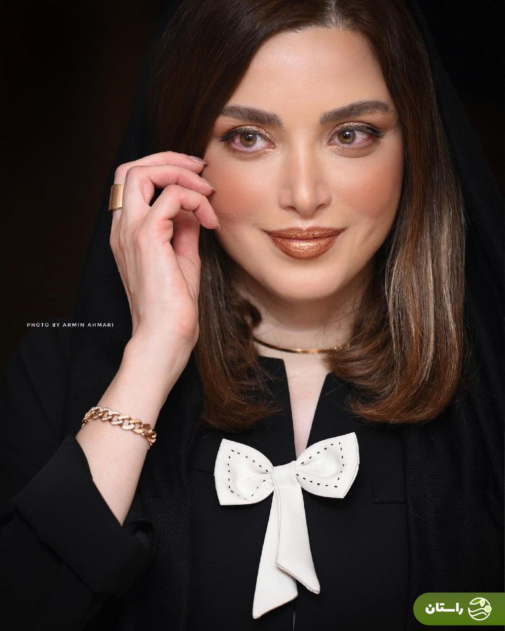عکس | ژست‌ها و استایل جذاب بهنوش طباطبایی در بزرگداشت گلاب آدینه خبرساز شد