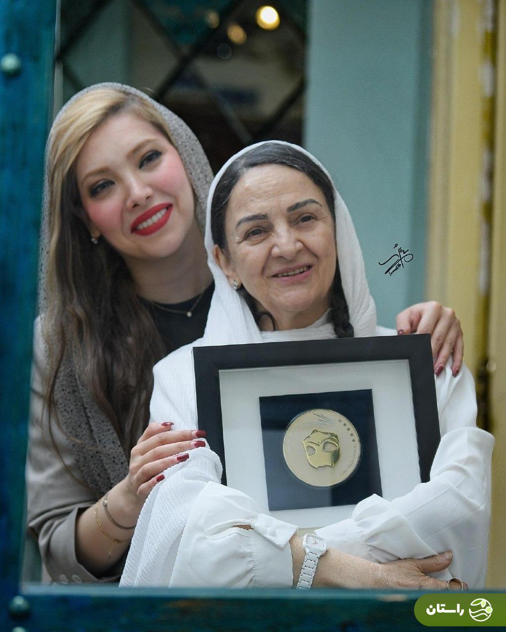 تصاویر | صدف اسپهبدی در مراسم بزرگداشت گلاب آدینه