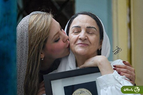 تصاویر | صدف اسپهبدی در مراسم بزرگداشت گلاب آدینه