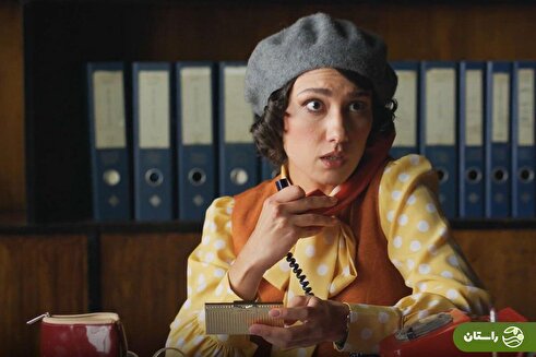 عکس | سلفی تازه دنیز دانش صمدی منشی حاشیه‌ساز سریال تاسیان