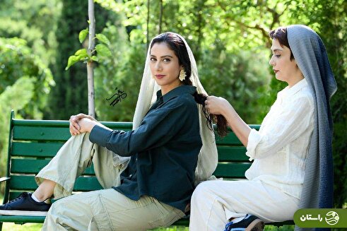 تصاویر زیبا و جذاب دو نفره از مارال و مونا فرجاد