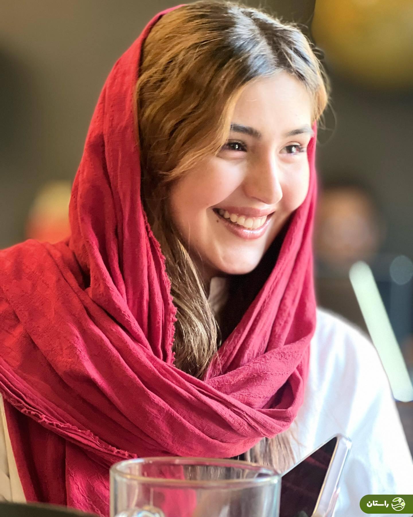 بیوگرافی زهرا مددی بازیگر نقش شکوفه در سریال «وحشی» + جدیدترین تصاویر بیوگرافی زهرا مددی بازیگر نقش شکوفه در سریال «وحشی» + جدیدترین تصاویر