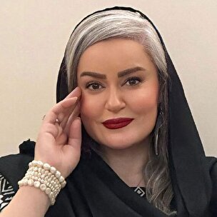 عکس | تونل زمان؛ چهره نعیمه نظام دوست در پشت صحنه سریال برگ و باد؛ سال ۱۳۷۶