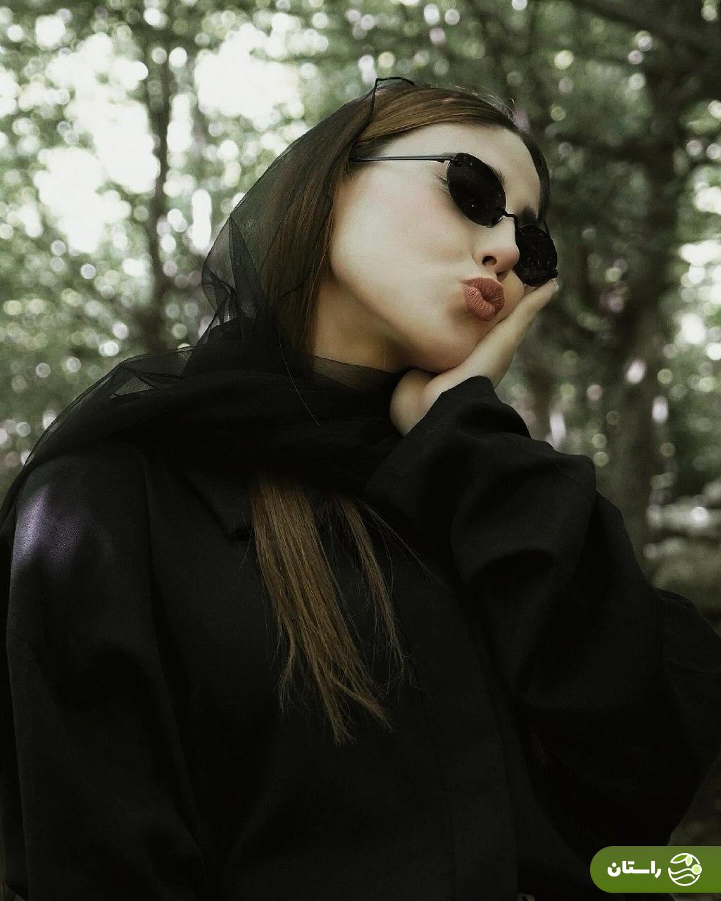 عکس | ژست‌های ناهید کیانی در طبیعت‌گردی