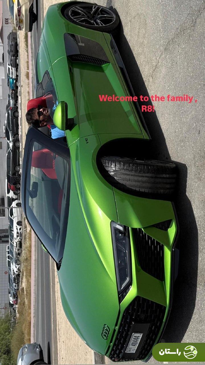 عکس | رونمایی محمدرضا گلزار از ماشین جدید فوق لاکچریاش عکس | رونمایی محمدرضا گلزار از ماشین جدید فوق لاکچریاش