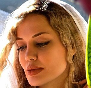 بیوگرافی مریم قجر؛ خواهر ایرانی آنجلینا جولی کیست و چه فیلم‌هایی بازی کرده است؟ + تصاویر