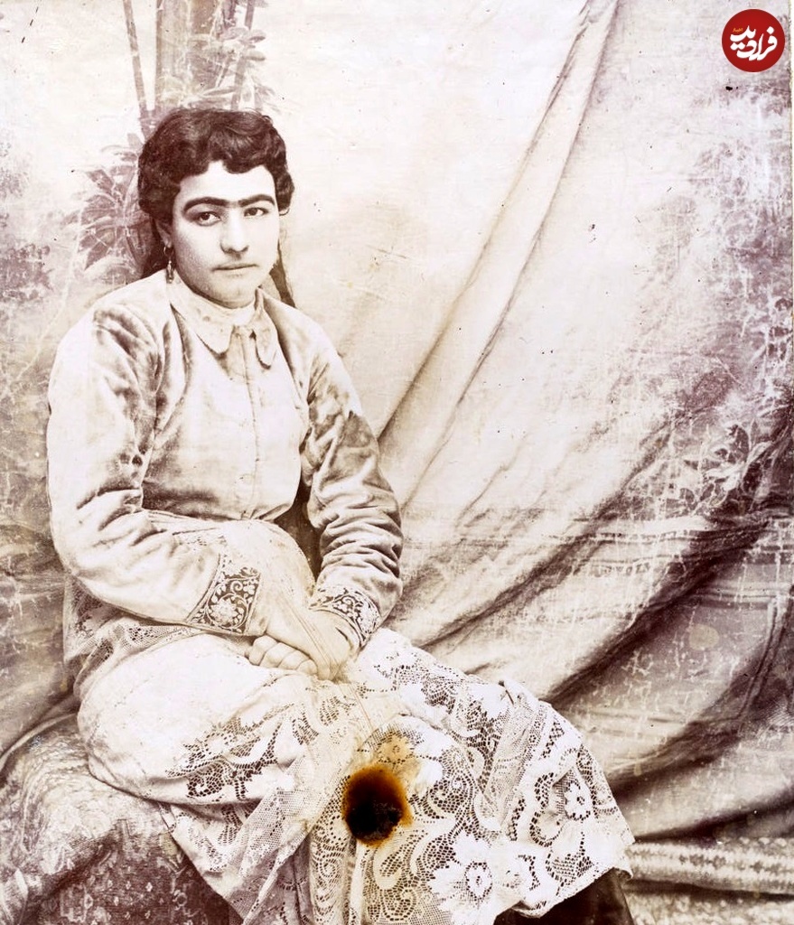 عکس | تونل زمان؛ «نامزد کم سن و سال و محبوب احمدشاه» در اواخر دهه ۱۲۹۰