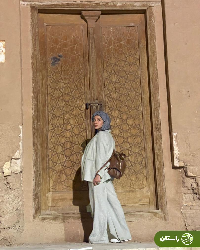 عکس | تصاویر آناهیتا درگاهی در یزد و تمجید او از این شهر عکس | تصاویر آناهیتا درگاهی در یزد و تمجید او از این شهر