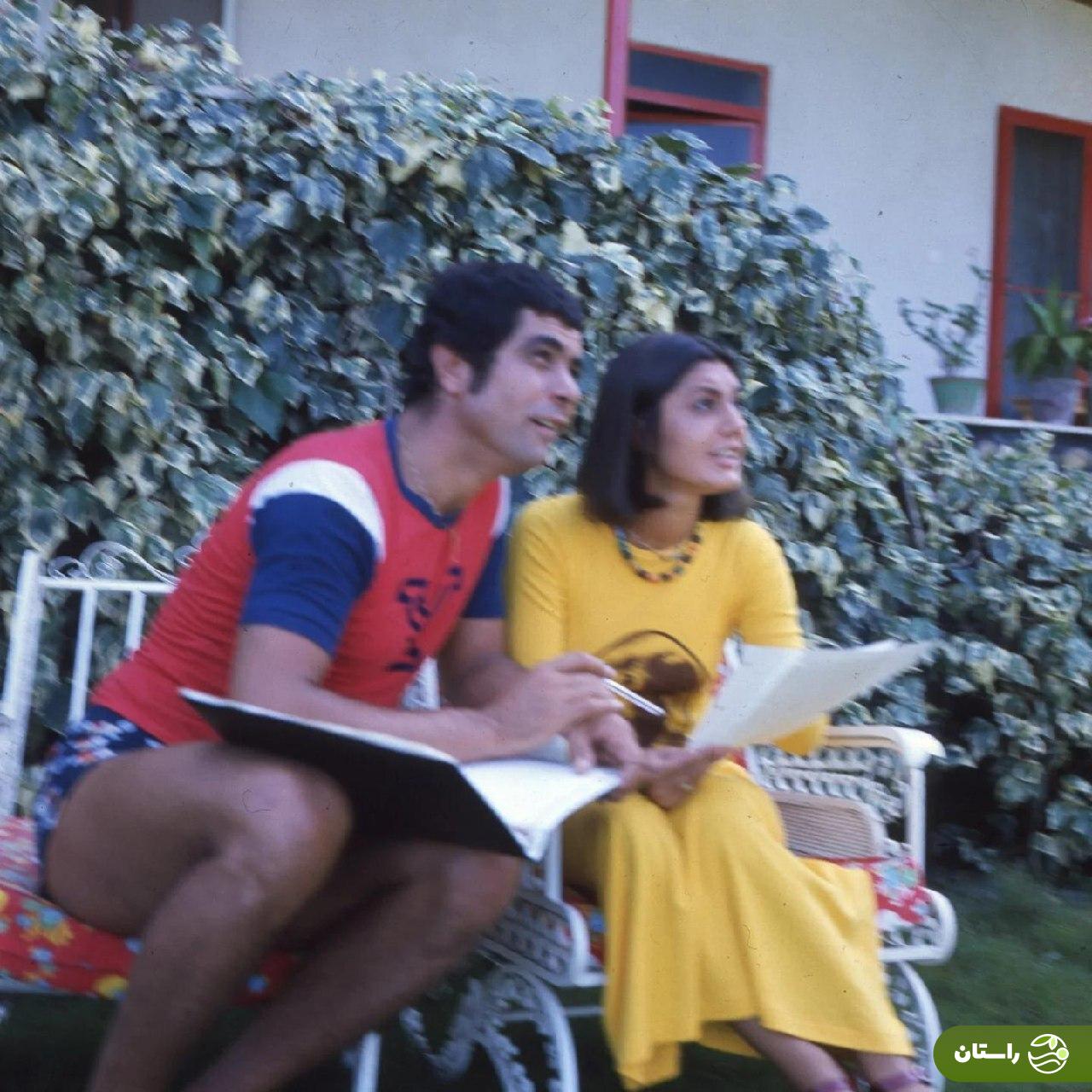 عکس | تونل زمان؛ گوگوش و بهروز وثوقی در پشت صحنه فیلم ماه عسل؛ سال ۱۳۵۵ عکس | تونل زمان؛ گوگوش و بهروز وثوقی در پشت صحنه فیلم ماه عسل؛ سال ۱۳۵۵