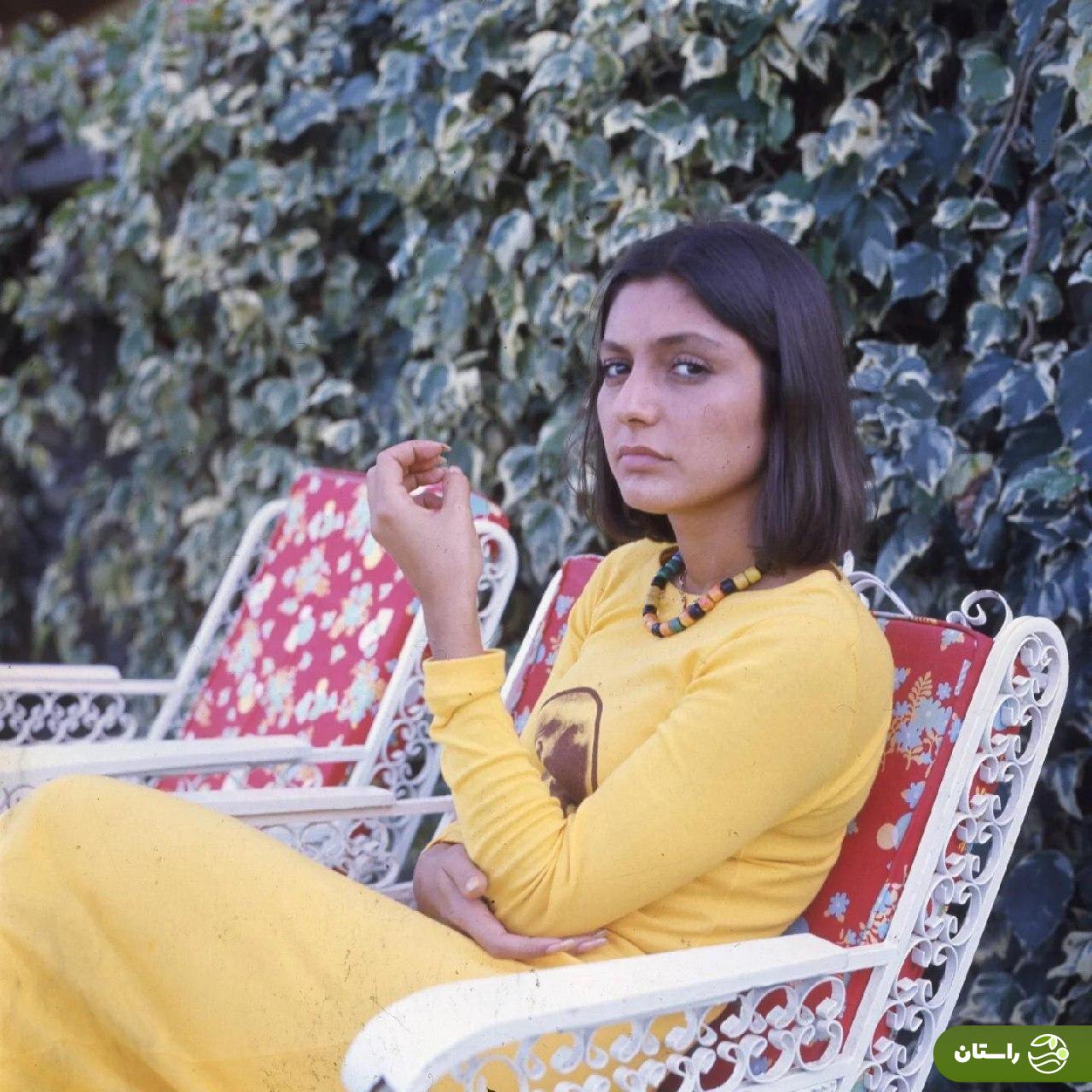 عکس | تونل زمان؛ گوگوش و بهروز وثوقی در پشت صحنه فیلم ماه عسل؛ سال ۱۳۵۵ عکس | تونل زمان؛ گوگوش و بهروز وثوقی در پشت صحنه فیلم ماه عسل؛ سال ۱۳۵۵