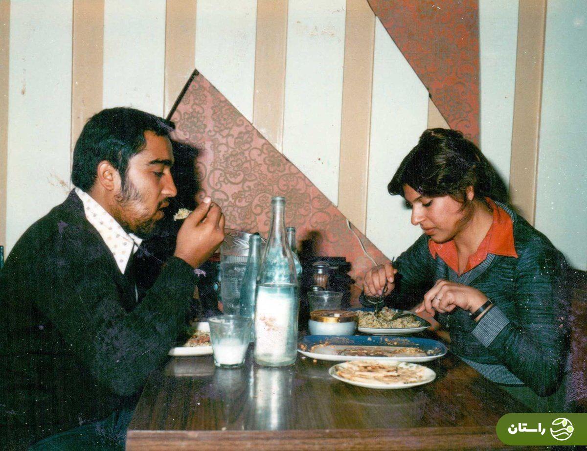 عکس | تونل زمان؛ گوهر خیراندیش و جمشید اسماعیل‌خانی در یکی از رستوران‌های تهران، دهه ۴۰