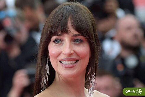 تتوی فارسیِ داکوتا جانسون بازیگر سرشناس هالیوود در کن خبرساز شد + عکس