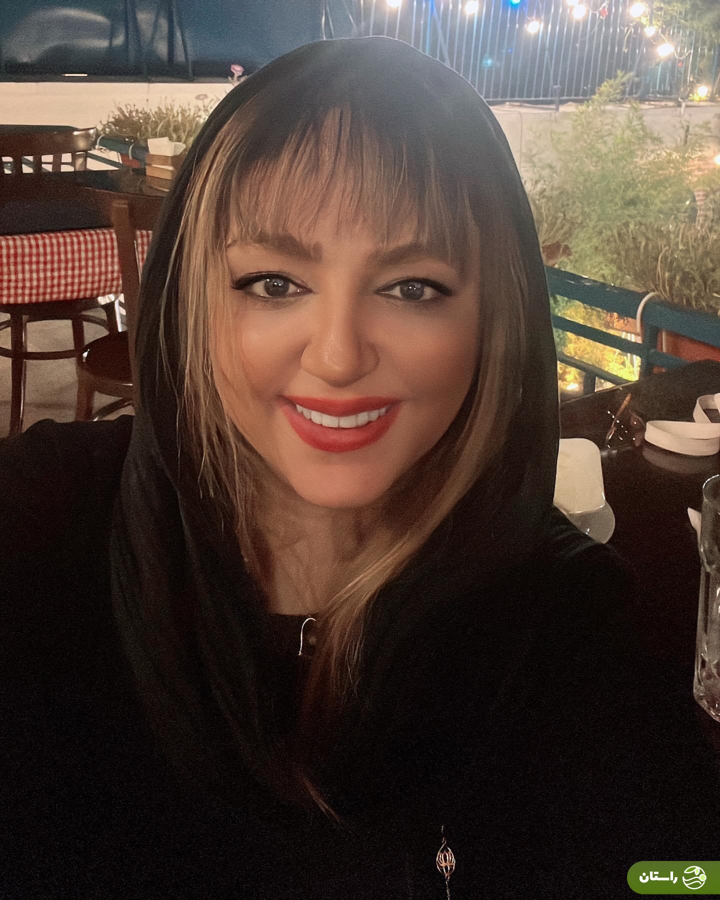 عکس | تغییر چهره لیلا برخورداری بازیگر نقش کبری در سریال «خواب و بیدار» پس از ۲۳ سال عکس | تغییر چهره لیلا برخورداری بازیگر نقش کبری در سریال «خواب و بیدار» پس از ۲۳ سال