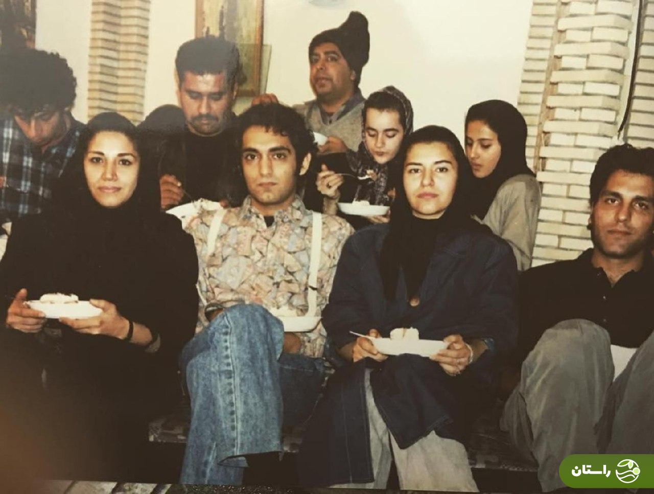 عکس | تونل زمان؛ مهران مدیری، نعیمه نظام‌دوست و رضا شفیعی‌جم در پشت صحنه ساعت خوش؛ سال ۱۳۷۳