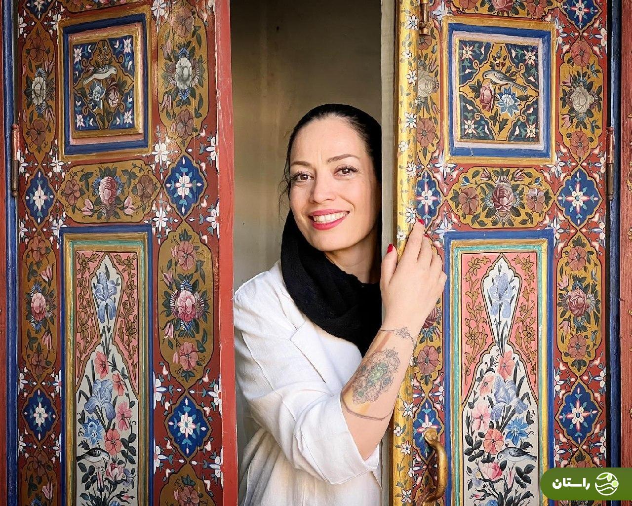 بیوگرافی و حاشیههای زندگی نغمه و نسیم مقصودلو؛ خواهران امیر تتلو از او دفاع میکنند + تصاویر شخصی بیوگرافی و حاشیههای زندگی نغمه و نسیم مقصودلو؛ خواهران امیر تتلو از او دفاع میکنند + تصاویر شخصی