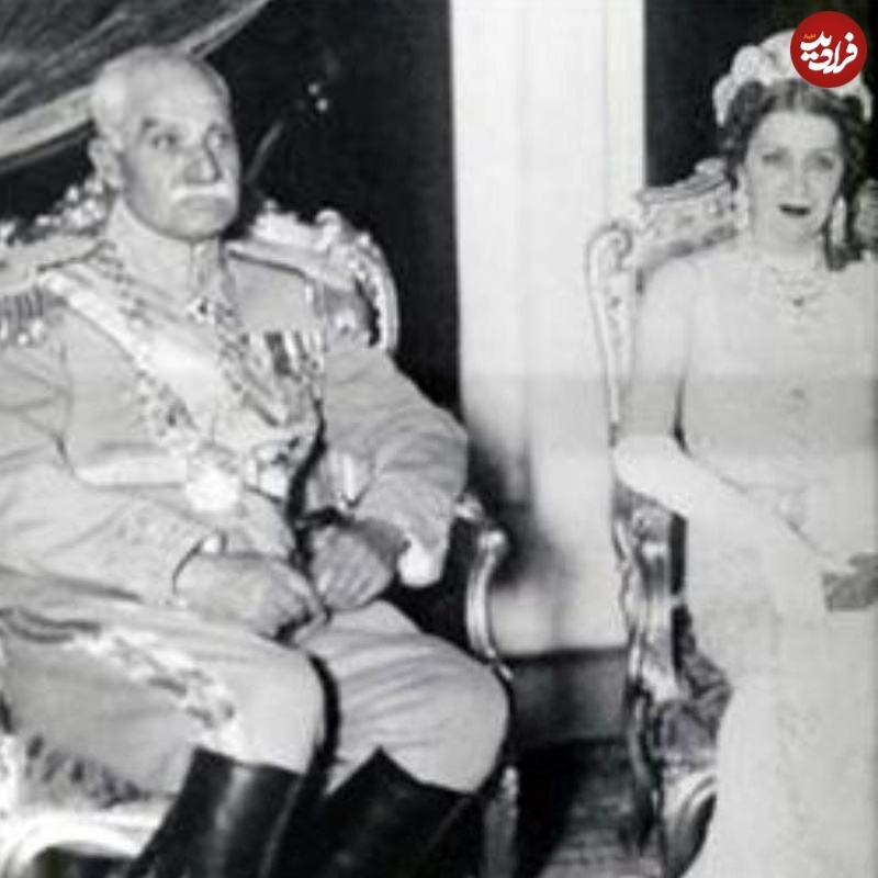 عکس | تونل زمان؛ «ملکه نازلی، مادرزن محمدرضا پهلوی» در کنار «رضاخان»