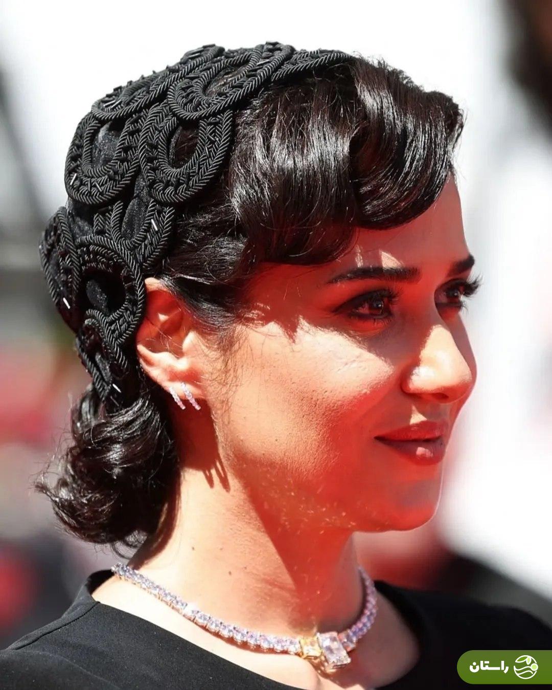 غزال رجبیان همسر مهران مدیری؛ طراح لباس پریناز ایزدیار در جشنواره کن ۲۰۲۵ + عکس غزال رجبیان همسر مهران مدیری؛ طراح لباس پریناز ایزدیار در جشنواره کن ۲۰۲۵ + عکس