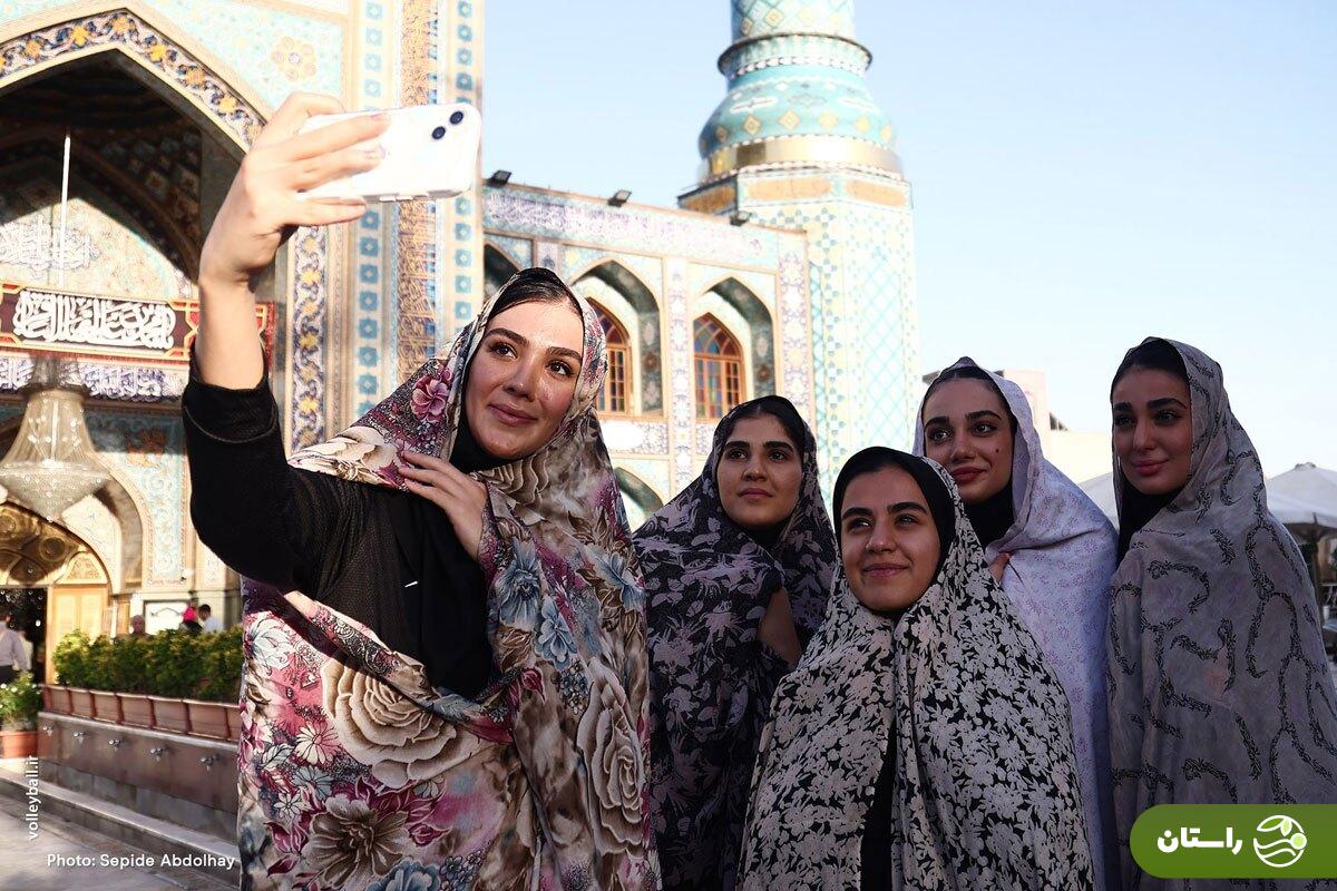 تصاویر | حضور بازیکنان تیم ملی والیبال زنان در امام‌زاده صالح