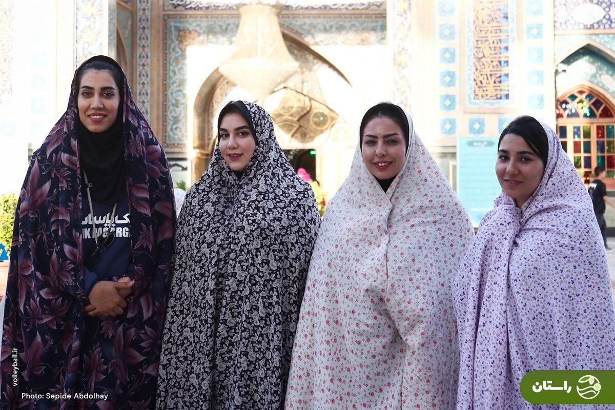 تصاویر | حضور بازیکنان تیم ملی والیبال زنان در امام‌زاده صالح