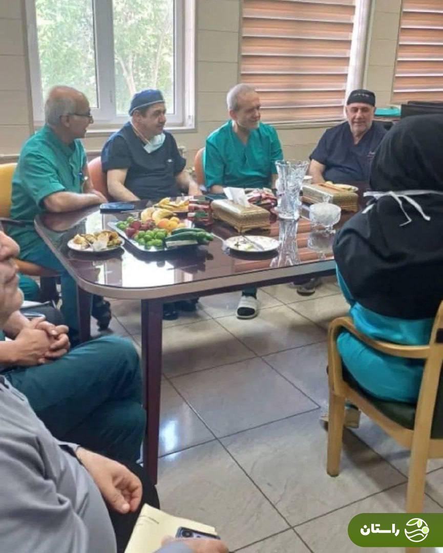 تصاویر | حضور پزشکیان در اتاق عمل خبرساز شد