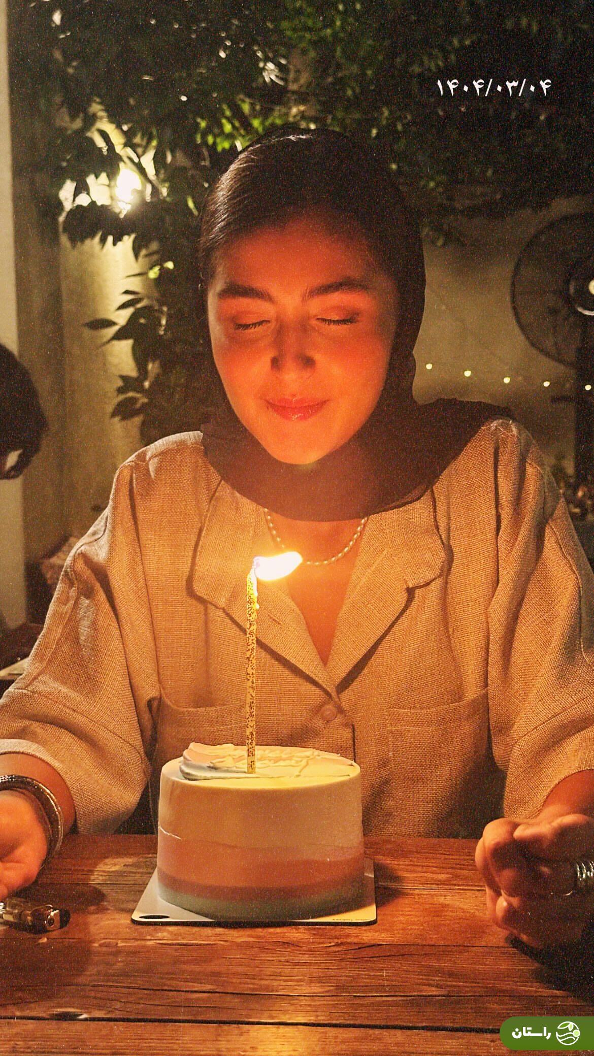 عکس | جشن تولد ۲۴ سالگی زهرا مددی بازیگر نقش شکوفه در سریال «وحشی»