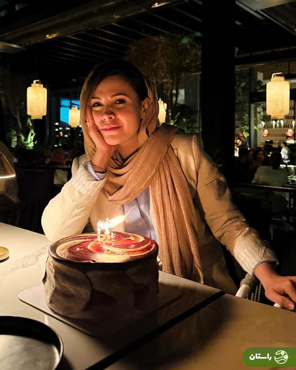 تصاویر |‌ جشن تولد 32 سالگی شیدا خلیق با حضور مادرش ناهید مسلمی