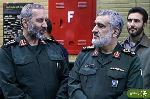 عکسی از فرمانده جدید نیروی هوافضای سپاه، جانشین سردار حاجی‌زاده در مراسم عزاداری