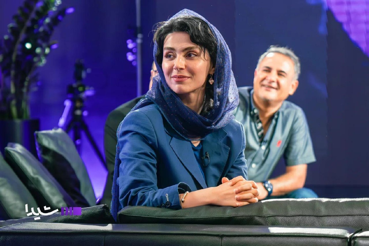 جدیدترین تصاویر از آبان (لاله مرزبان)، ثابت (شهاب حسینی) و «امیر» (میرسعید مولویان) در سریال «آبان»