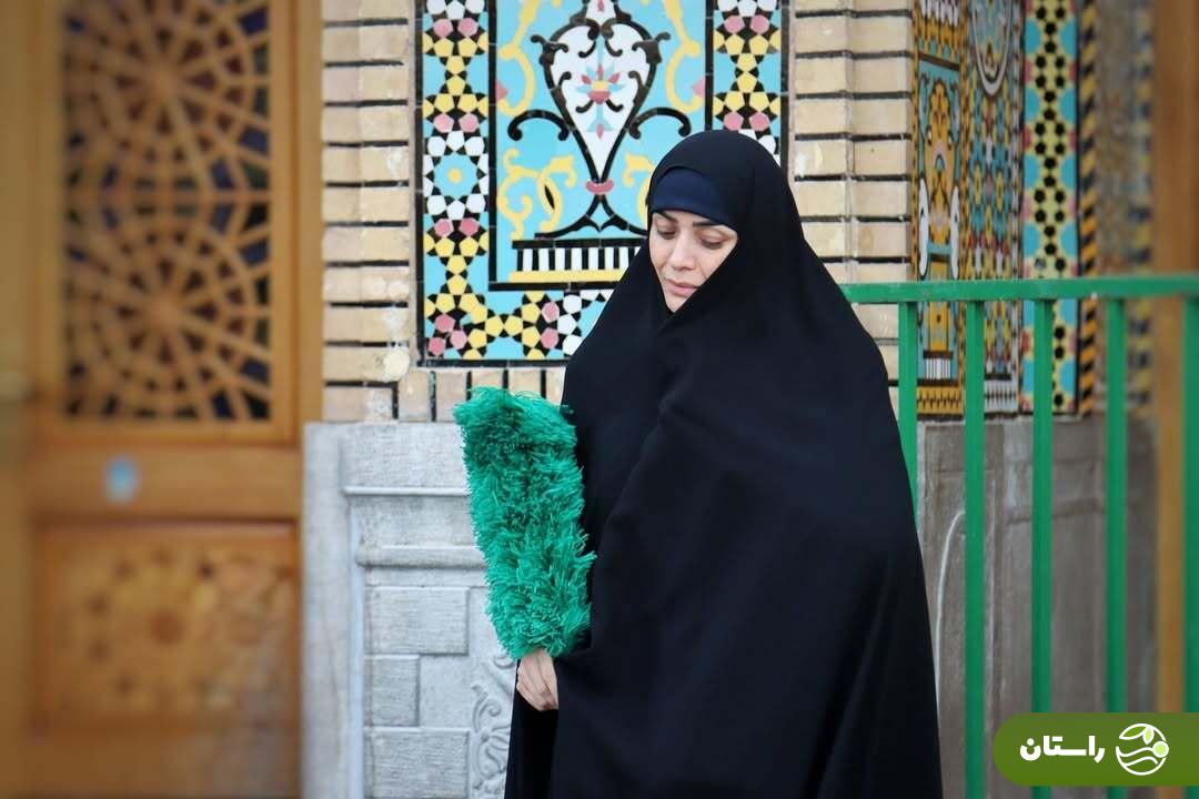 عکسی خاص و متفاوت از الهام چرحنده در حرم حضرت معصومه