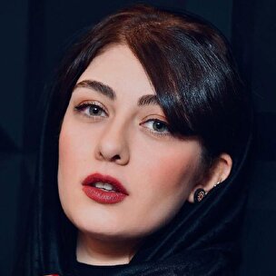 عکس | سلفی آسانسوری الیکا ناصری بازیگر نقش ابرا در سریال «یاغی»
