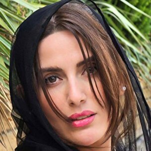 تصاویر | ژست‌های رها خدایاری در اکران خصوصی فیلم سینمایی «مرجان»