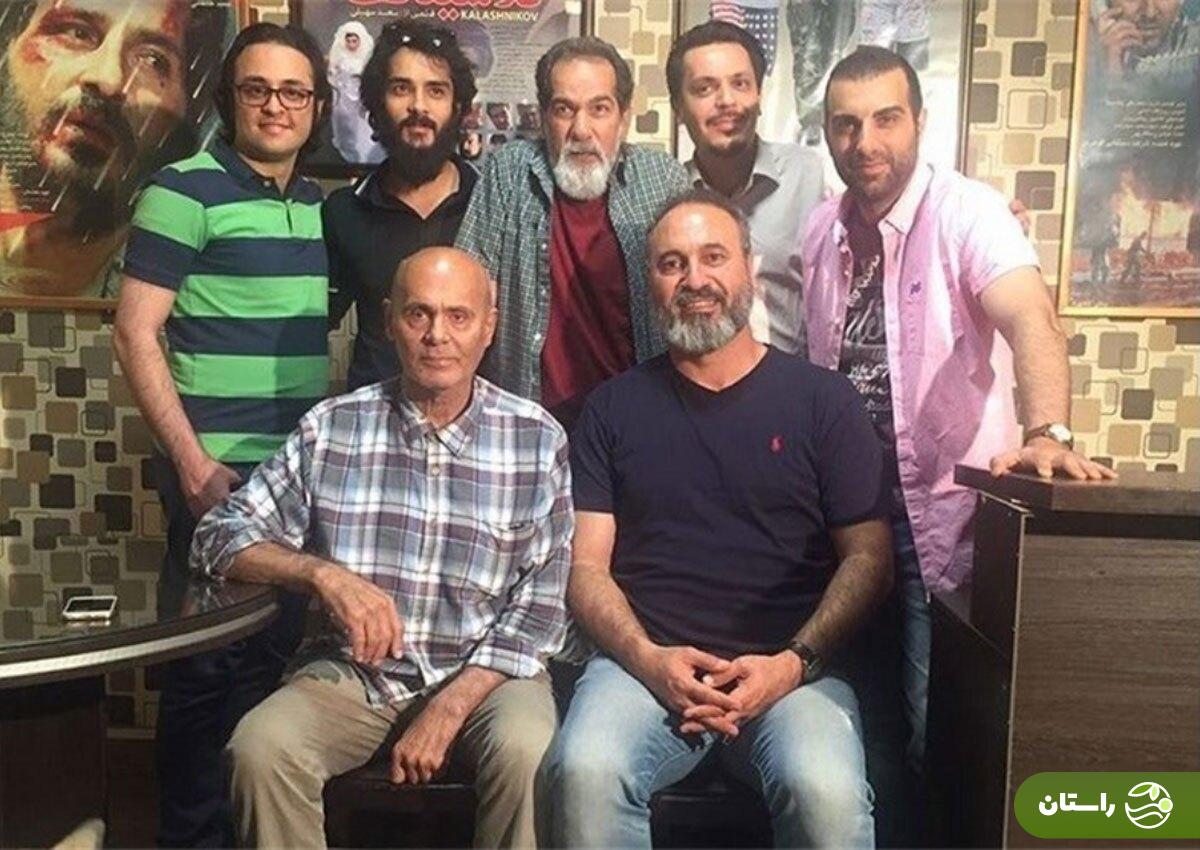 عکس | تونل زمان؛ جمشید هاشمپور، حمید فرخنژاد، پولاد کیمیایی و ساعد سهیلی پشت صحنه فیلم «گشت ارشاد ۲»؛ ۹ سال پیش عکس | تونل زمان؛ جمشید هاشمپور، حمید فرخنژاد، پولاد کیمیایی و ساعد سهیلی پشت صحنه فیلم «گشت ارشاد ۲»؛ ۹ سال پیش