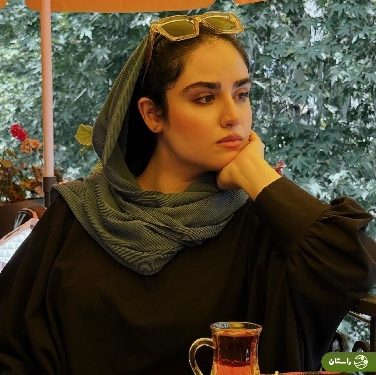 تصاویر | زیبایی خیره کننده هانیه غلامی، «نگین» سریال «یزدان» در یک کافه