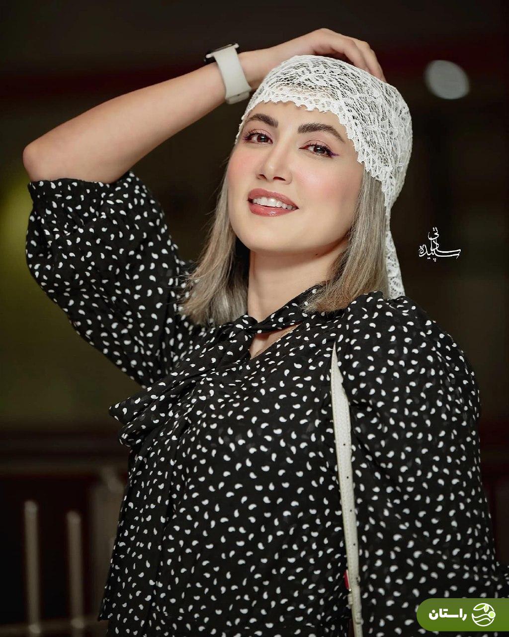 استایل غیررسمی سمیرا حسینی در یک مراسم بحث‌برانگیز شد