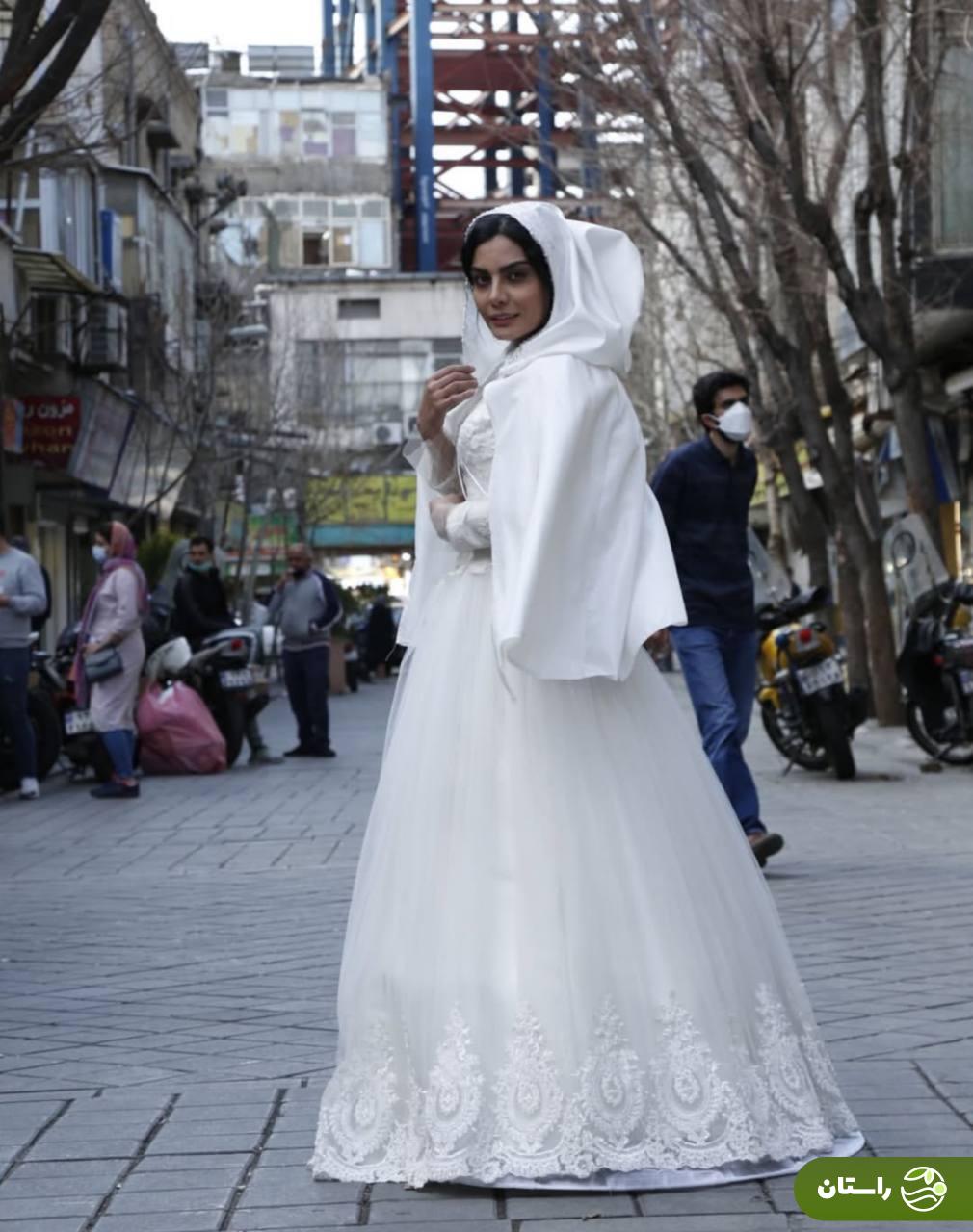 عکس | صحرا اسداللهی با لباس عروس در خیابان‌های تهران دیده شد!